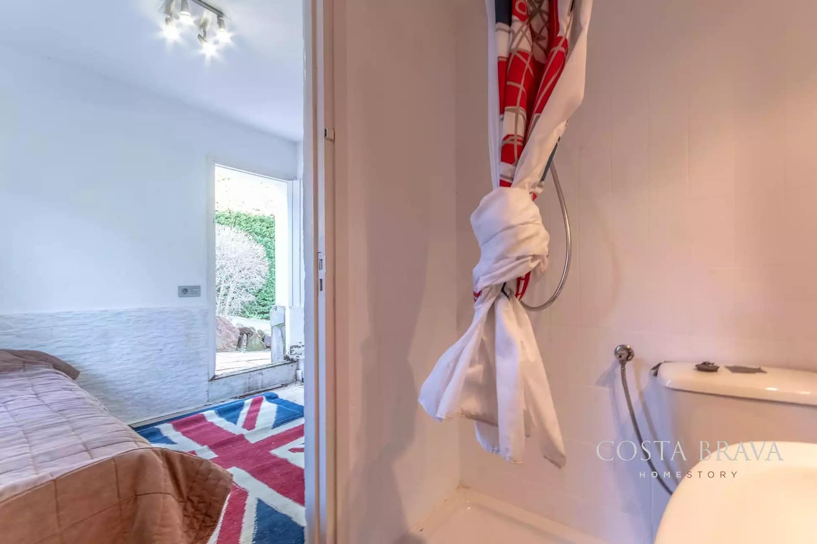 Chalet de 4 habitaciones en Sant Feliu de Guíxols en venta con garaje - 680.000 € (Ref: 9607990)