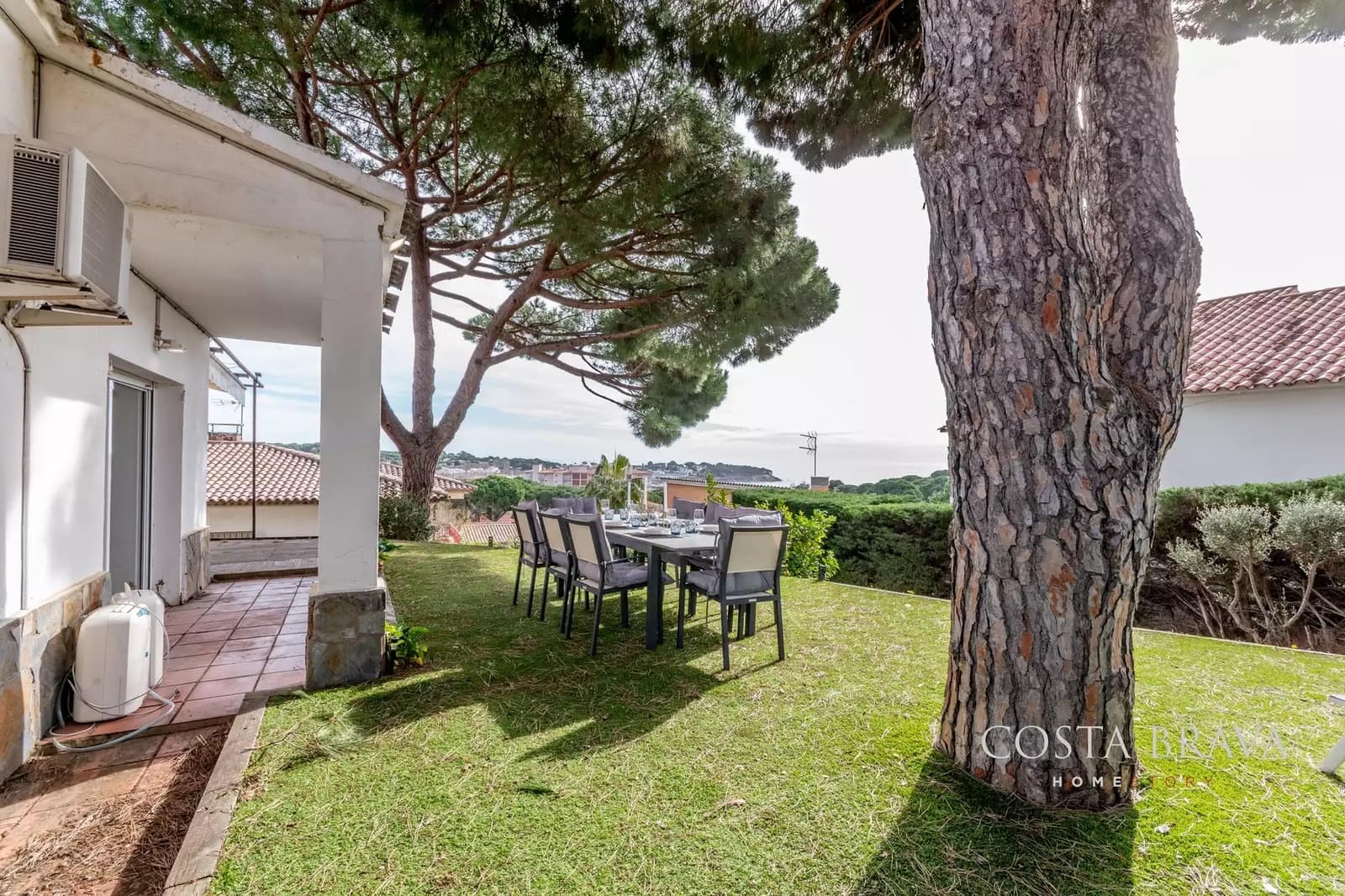 Chalet de 4 habitaciones en Sant Feliu de Guíxols en venta con garaje - 680.000 € (Ref: 9607990)