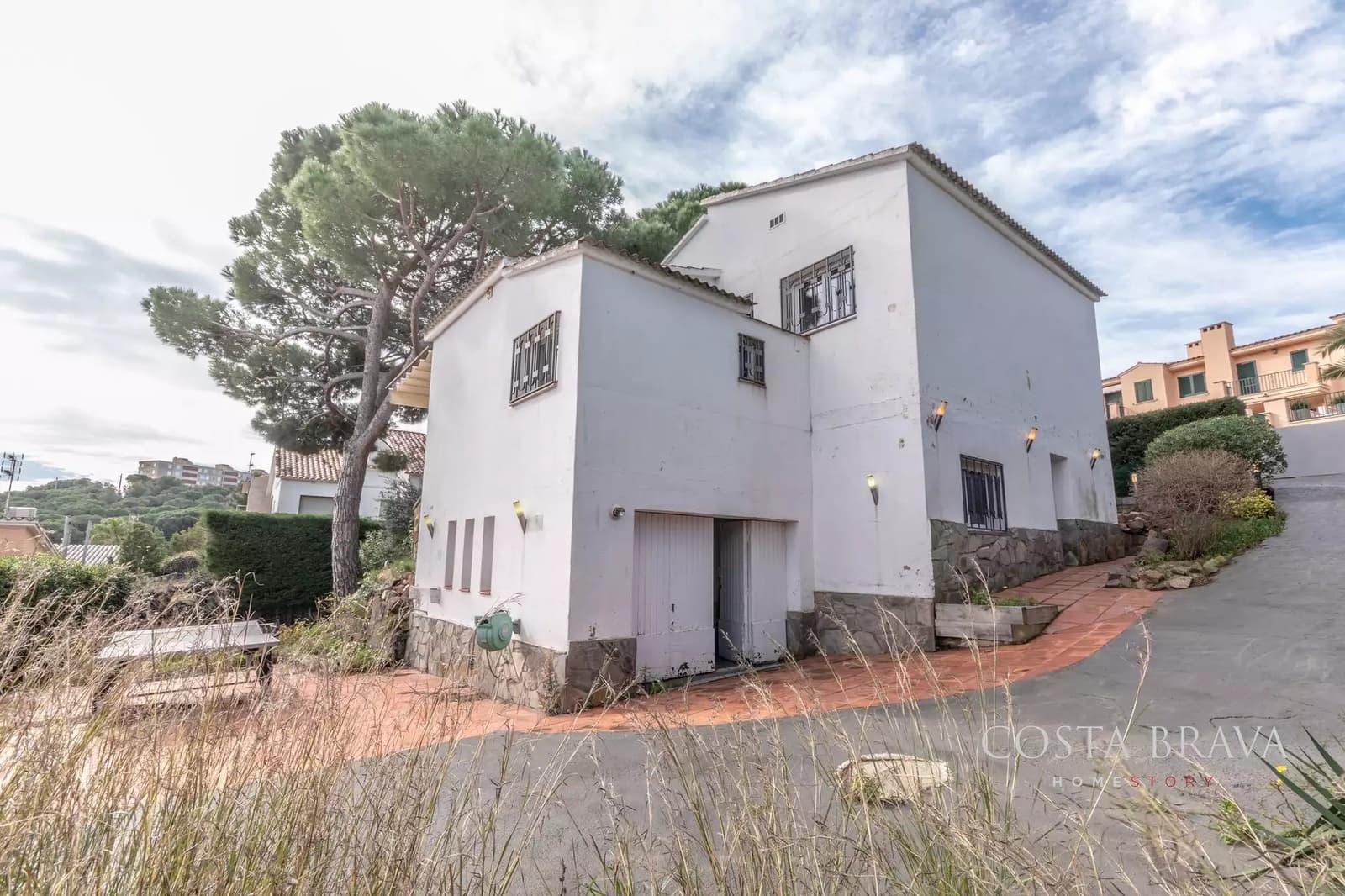 Chalet de 4 habitaciones en Sant Feliu de Guíxols en venta con garaje - 680.000 € (Ref: 9607990)