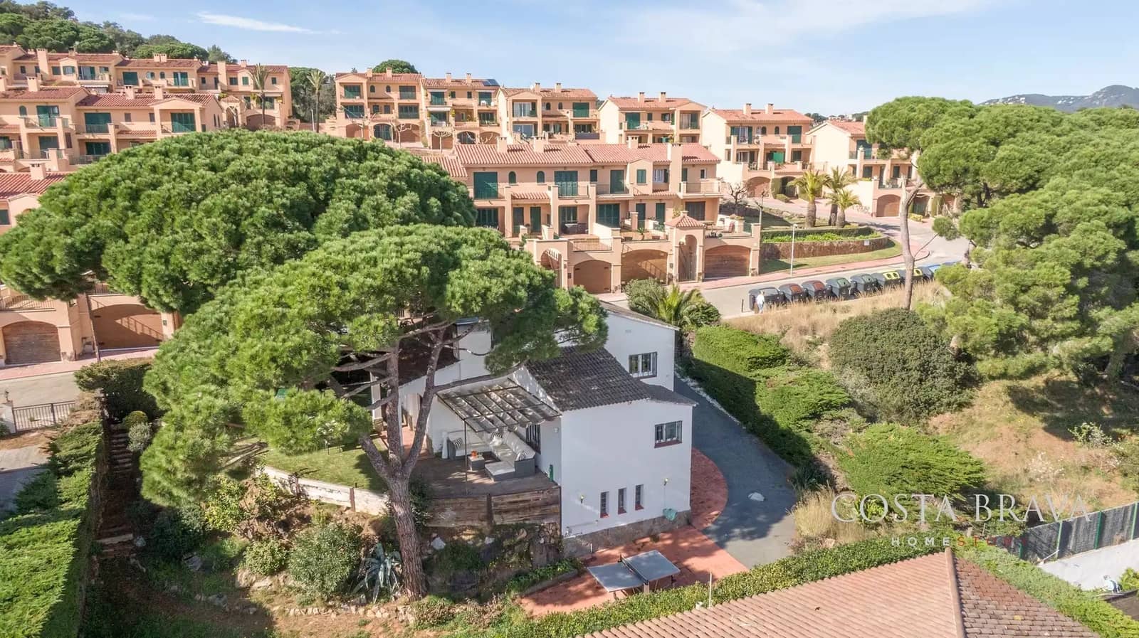 Chalet de 4 habitaciones en Sant Feliu de Guíxols en venta con garaje - 680.000 € (Ref: 9607990)