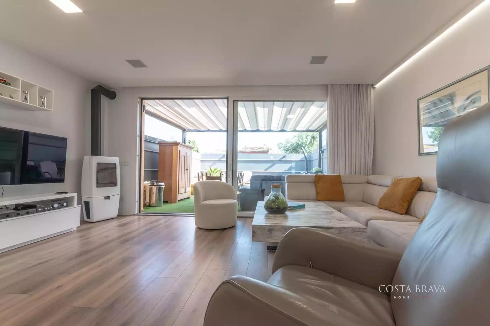 4 bedroom Semi-detached Villa for sale in Pals with garage - € 495,000 (Ref: 9859922)