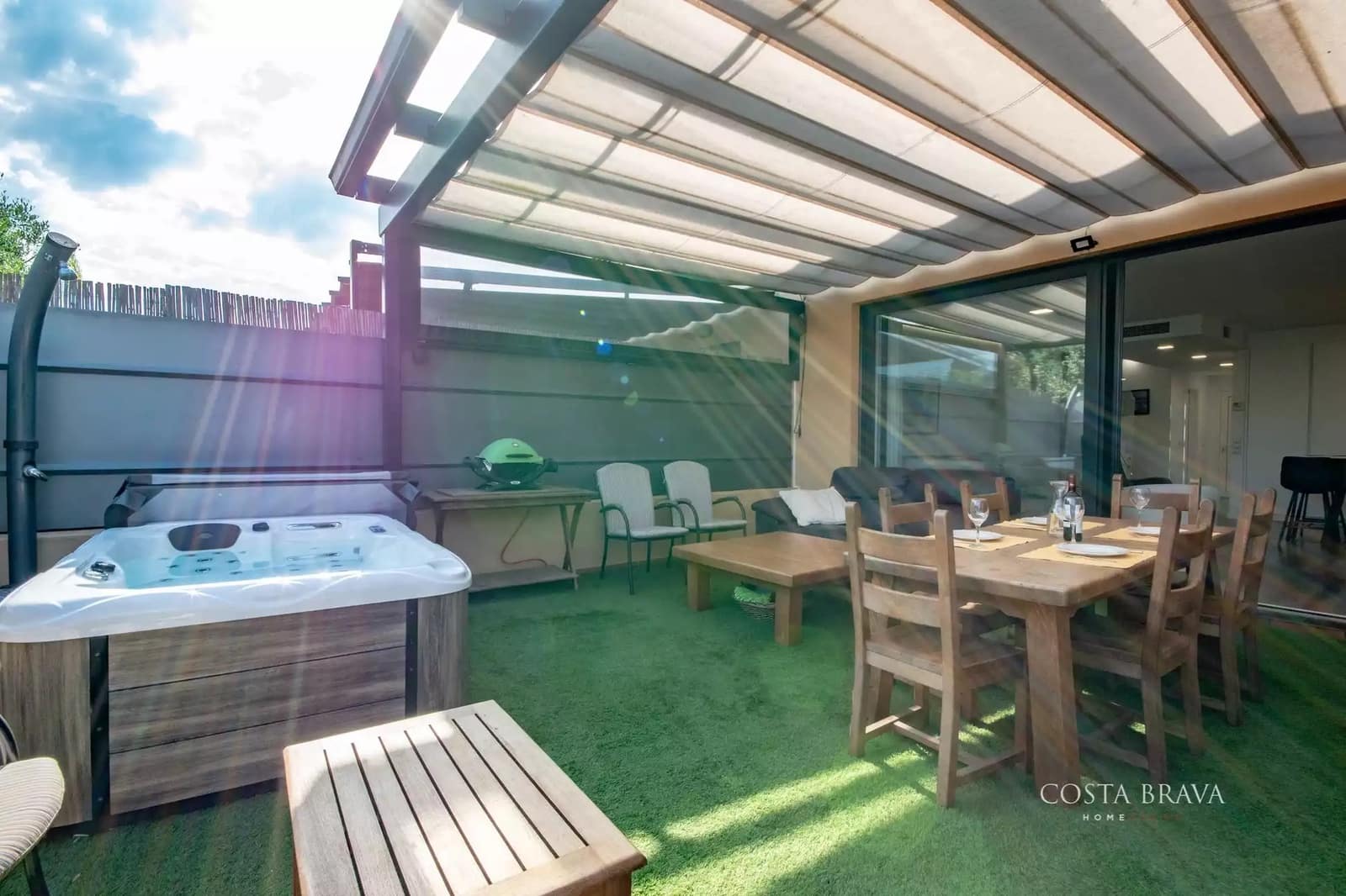 4 bedroom Semi-detached Villa for sale in Pals with garage - € 495,000 (Ref: 9859922)