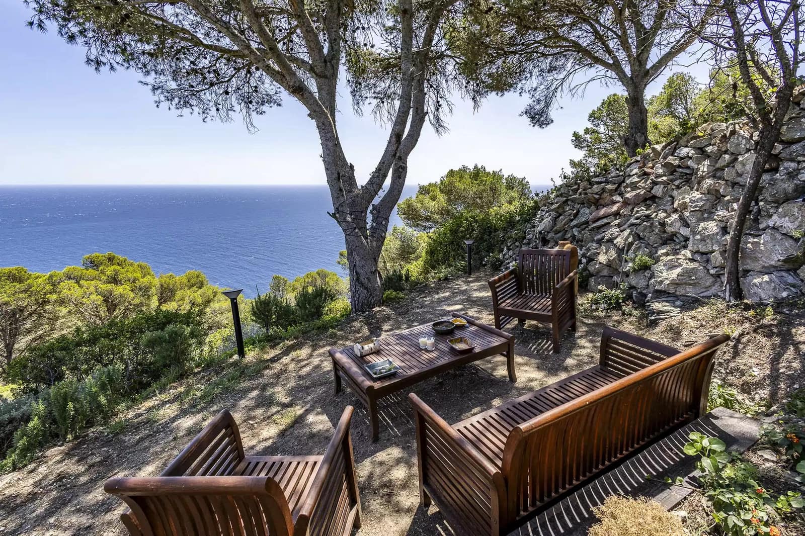 4 soveværelse Semi-Rækkehus til salg i Begur med swimmingpool garage - € 985.000 (Ref: 9859923)