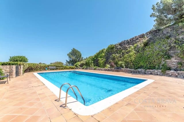 4 Zimmer Doppelhaus zu verkaufen in Begur - 880.000 € (Ref: 9881539)