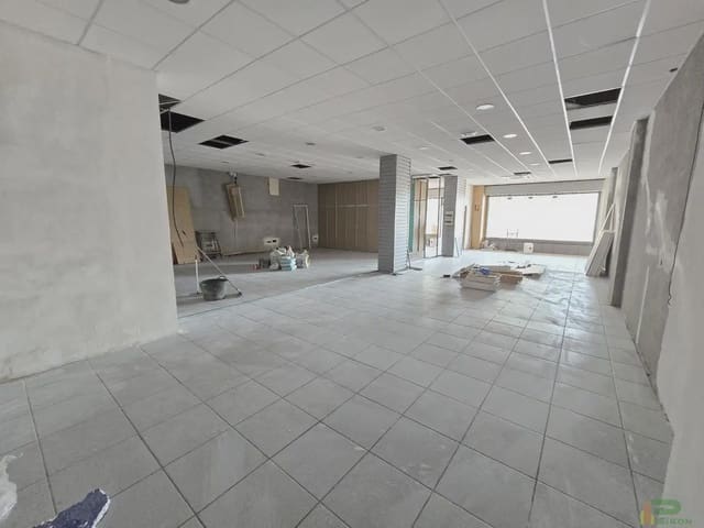 Comercial para venda em Lorca - 144 899 € (Ref: 10012370)