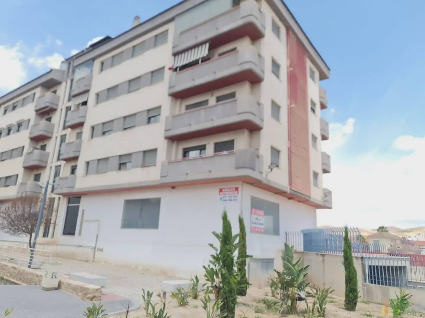 Kommersiell till salu i Lorca - 165 000 € (Ref: 10012382)