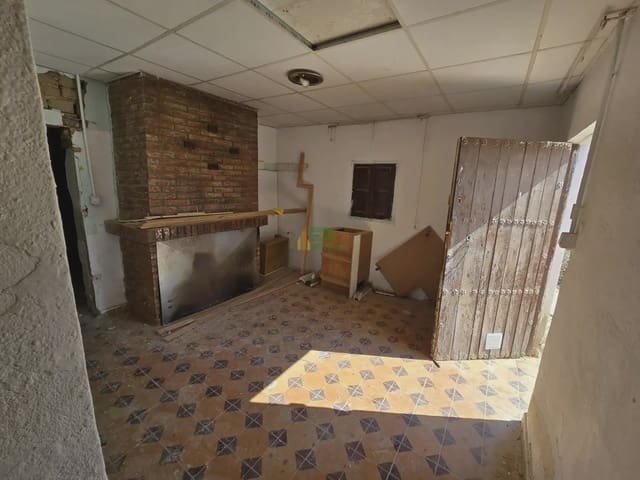 Maalaistalo myytävänä paikassa Lorca - 207 533 € (Ref: 10012395)