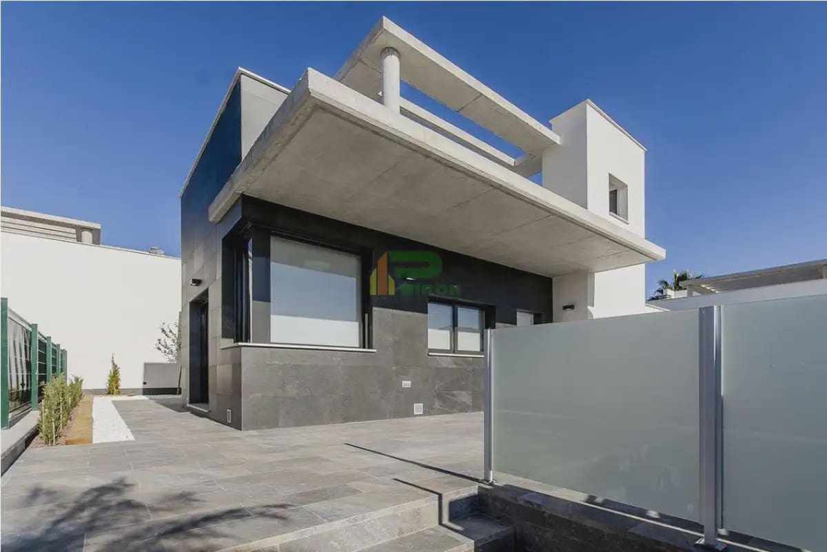3 bedroom Semi-detached Villa for sale in Lorca with pool - € 339,985 (Ref: 10012397)