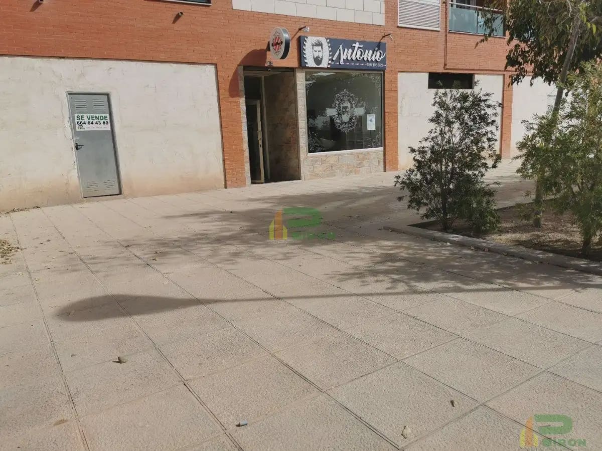 Kommersiell till salu i La Hoya - 45 000 € (Ref: 10012399)
