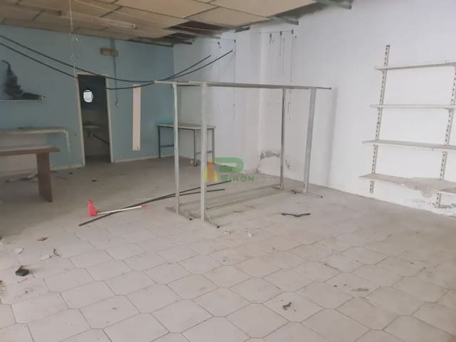 Kommersiell till salu i Lorca - 69 000 € (Ref: 10012413)