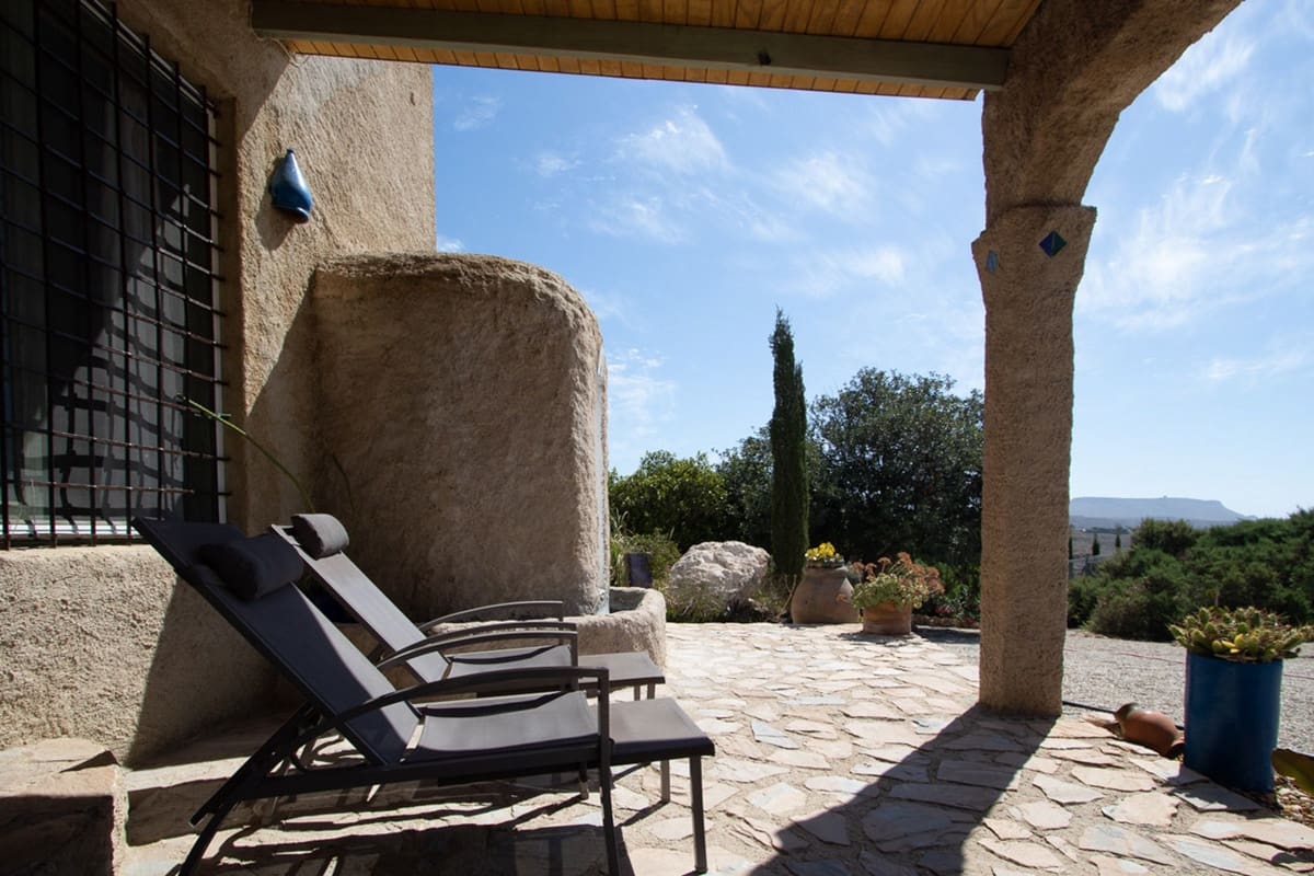 6 quarto Quinta/Casa Rural para venda em Agua Amarga com piscina garagem - 1 520 000 € (Ref: 6744098)