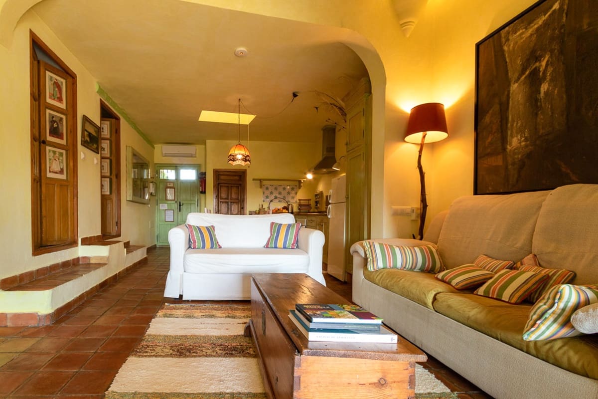 6 quarto Quinta/Casa Rural para venda em Agua Amarga com piscina garagem - 1 520 000 € (Ref: 6744098)