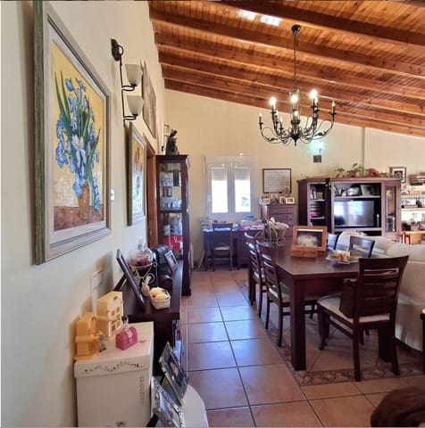 4 slaapkamer Halfvrijstaande villa te koop in Laujar de Andarax met garage - € 298.000 (Ref: 9265691)