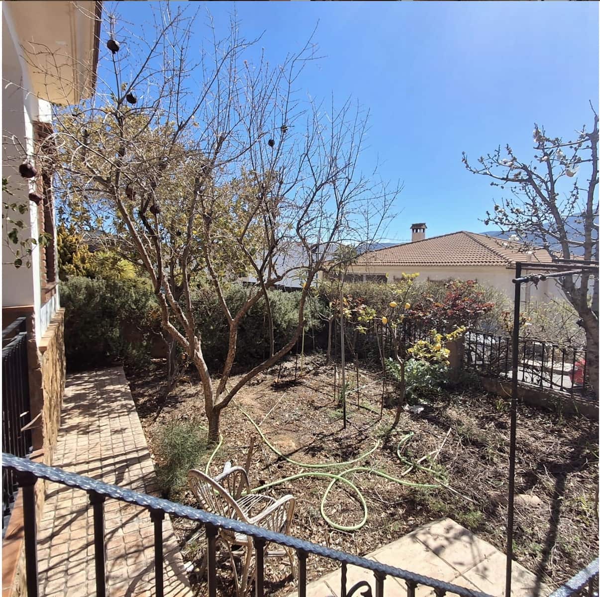 4 soveværelse Semi-Rækkehus til salg i Laujar de Andarax med garage - € 298.000 (Ref: 9265691)