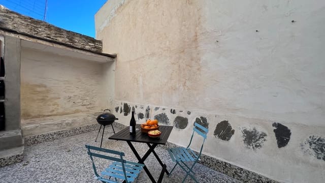 5 soverom Hus til salgs i Senés med garasje - € 86 000 (Ref: 9433406)