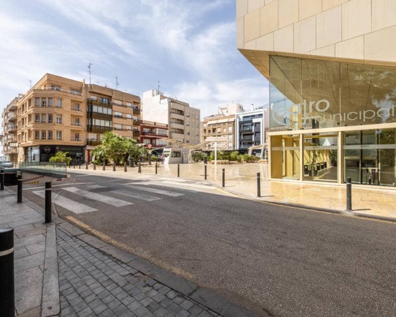 3 sovrum Lägenhet till salu i Torrevieja - 345 000 € (Ref: 10026219)