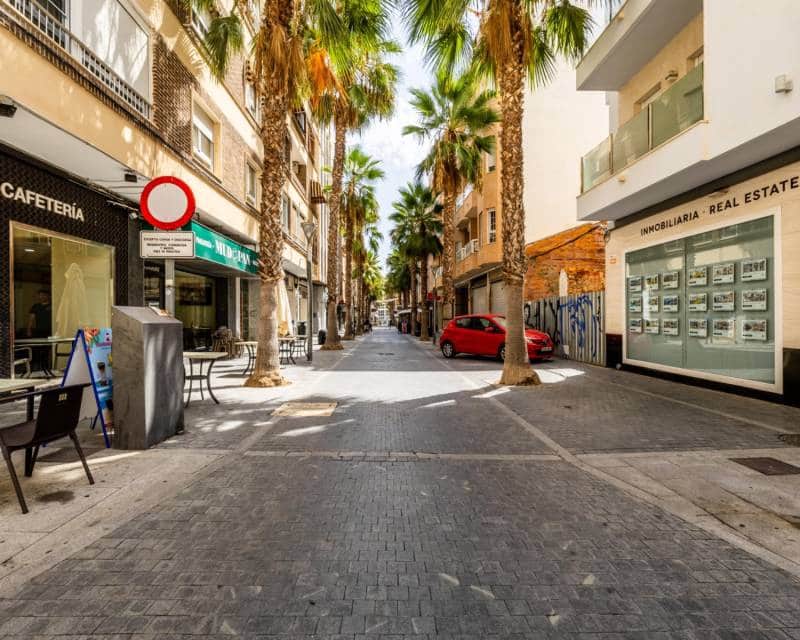 3 sovrum Lägenhet till salu i Torrevieja - 345 000 € (Ref: 10026219)
