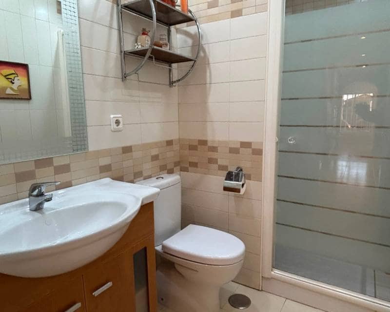 3 sypialnia Dom szeregowy do wynajęcia w Torrevieja z garażem - 900 € (Ref: 10031041)