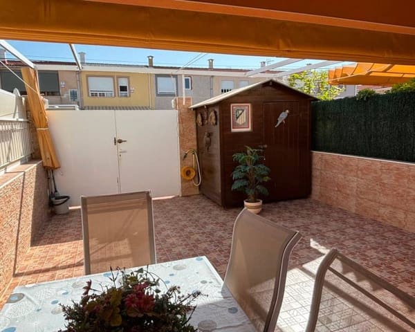 3 camera da letto Villetta a Schiera da affittare in Playa de los Náufragos, Torrevieja - 900 € (Rif: 10031041)