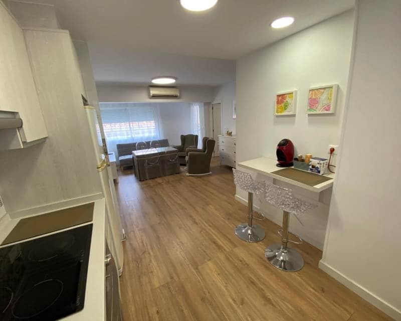 2 makuuhuone Huoneisto vuokrattavana paikassa Torrevieja - 900 € (Ref: 10034354)