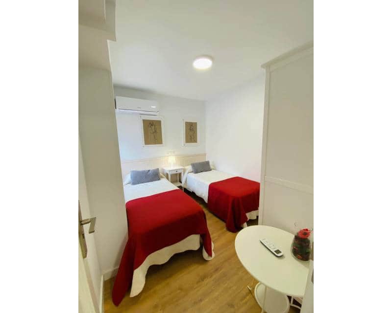2 makuuhuone Huoneisto vuokrattavana paikassa Torrevieja - 900 € (Ref: 10034354)