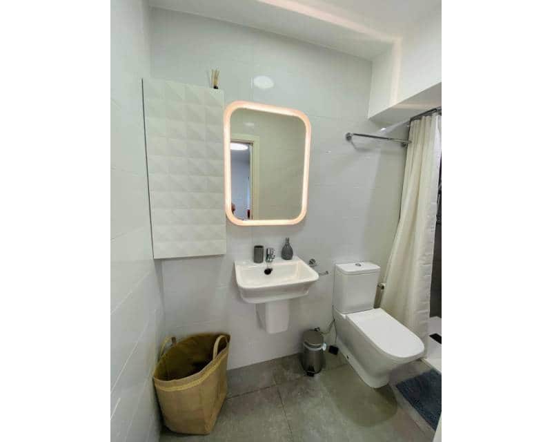 2 makuuhuone Huoneisto vuokrattavana paikassa Torrevieja - 900 € (Ref: 10034354)