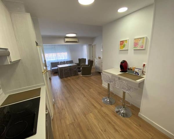 2 makuuhuone Huoneisto vuokrattavana paikassa Centro, Torrevieja - 900 € (Ref: 10034354)
