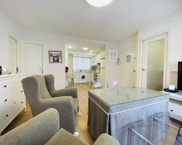 2 makuuhuone Huoneisto vuokrattavana paikassa Centro, Torrevieja - 900 € (Ref: 10034354)