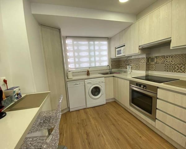 2 makuuhuone Huoneisto vuokrattavana paikassa Centro, Torrevieja - 900 € (Ref: 10034354)