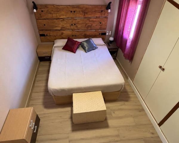 Adosado de 1 habitación en Playa Flamenca, Orihuela en alquiler con piscina garaje - 950 € (Ref: 10073096)