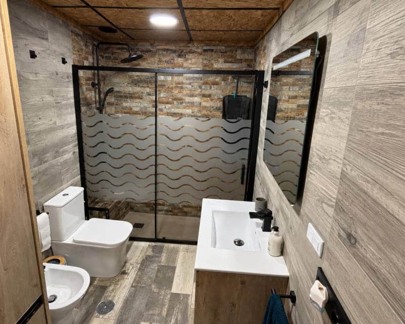 Adosado de 1 habitación en Playa Flamenca en alquiler con piscina garaje - 950 € (Ref: 10073096)