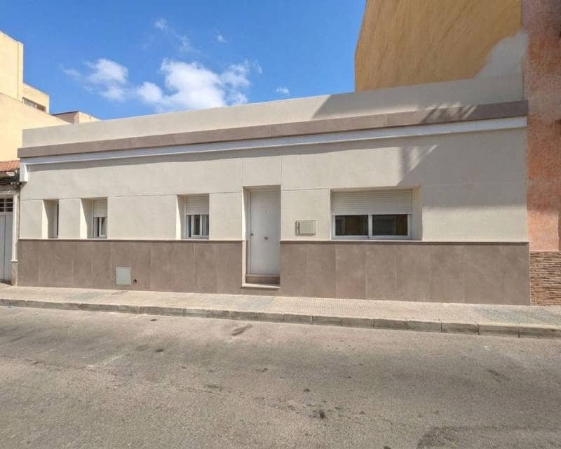 2 soveværelse Villa til salg i Rojales med swimmingpool - € 239.000 (Ref: 10088517)