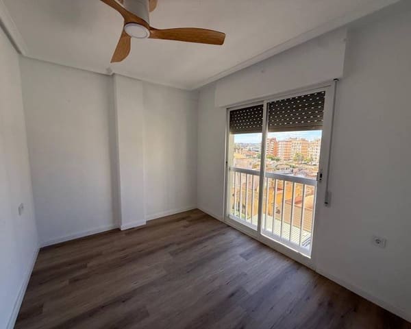 1 soveværelse Lejlighed til leje i Centro, Torrevieja med swimmingpool - € 650 (Ref: 10088518)