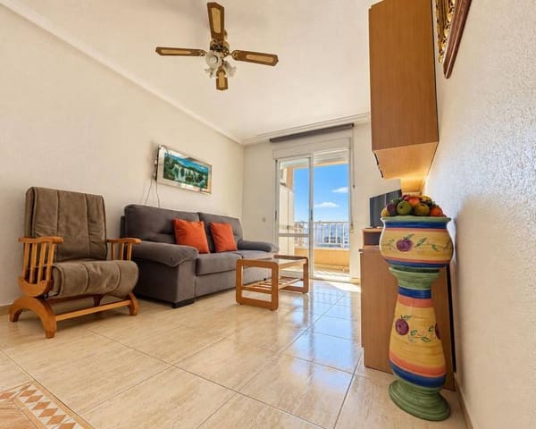 Penthouse de 2 chambres à louer à Avenida Habaneras - Curva de Palangre, Torrevieja avec piscine - 850 € (Ref: 10101392)