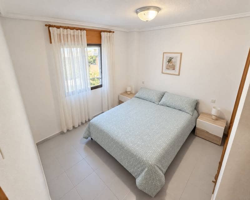 1 quarto Apartamento para arrendar em El Chaparral com garagem - 600 € (Ref: 10101580)