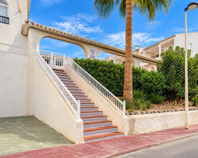 Garage for rent in La Mata - € 100 (Ref: 10102768)