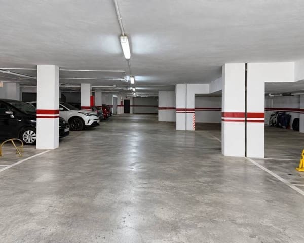 Garage for rent in Cabo Cervera, Torrevieja - € 100 (Ref: 10102768)