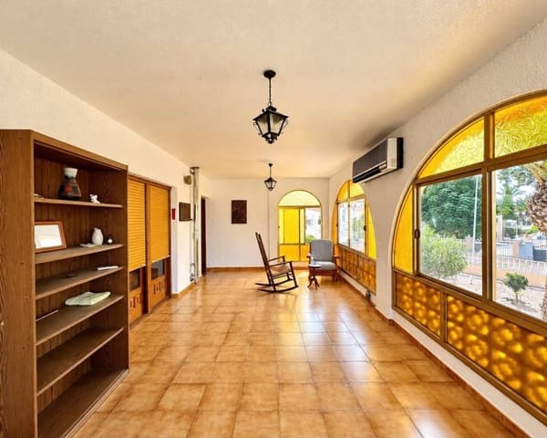 3 bedroom Villa for rent in Ciudad Quesada, Rojales with pool garage - € 2,100 (Ref: 10135687)