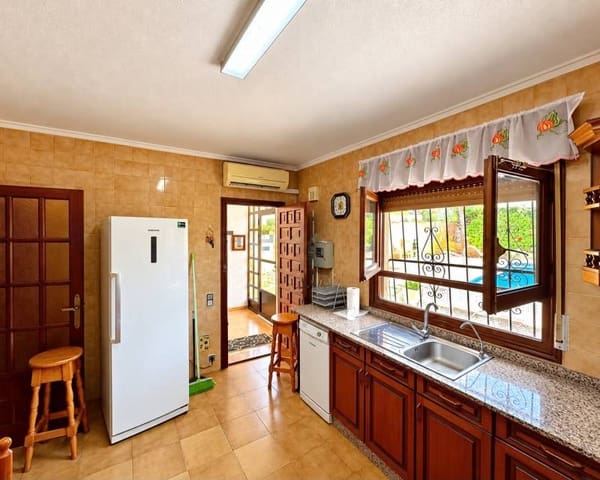 3 bedroom Villa for rent in Ciudad Quesada, Rojales with pool garage - € 2,100 (Ref: 10135687)