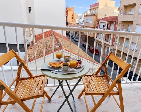 Appartement de Plage de 2 chambres à louer à Zona Pueblo, Guardamar del Segura - 750 € (Ref: 10136485)