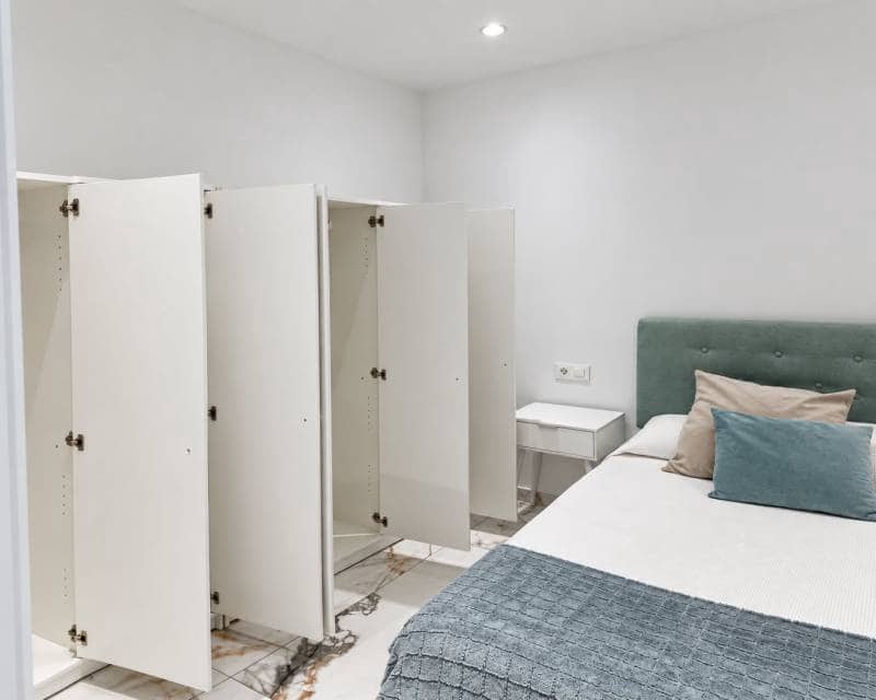 2 soverom Leilighet til leie i Torrevieja - € 1 100 (Ref: 10140118)