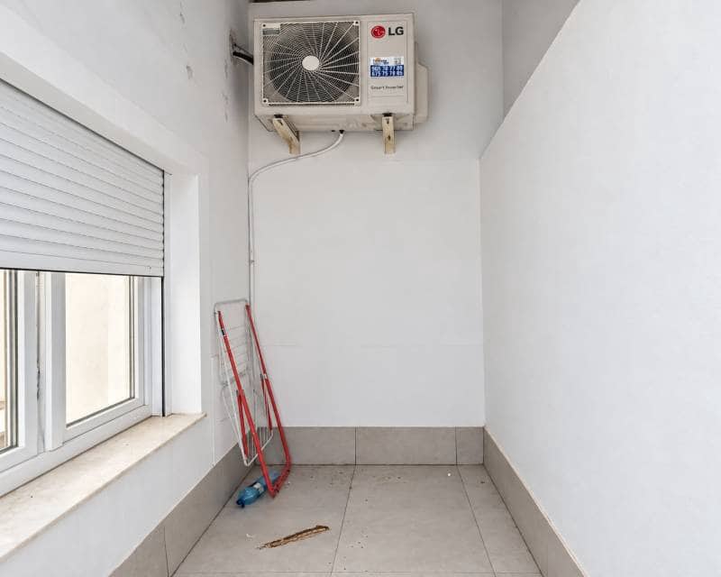 2 soverom Leilighet til leie i Torrevieja - € 1 100 (Ref: 10140118)
