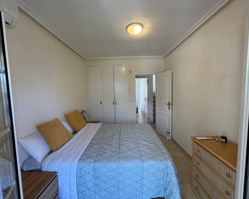 Villa/Maison de 3 chambres à louer à Los Dolses avec piscine garage - 1 500 € (Ref: 10145099)