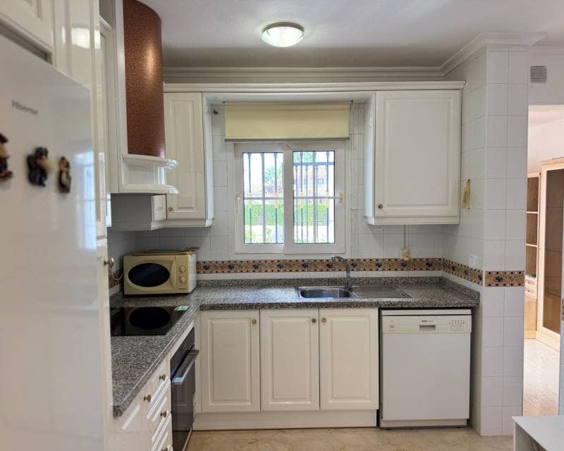 Villa/Maison de 3 chambres à louer à Los Dolses avec piscine garage - 1 500 € (Ref: 10145099)