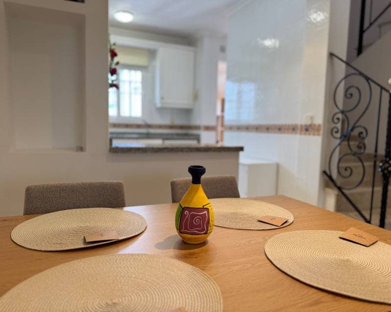 Villa/Maison de 3 chambres à louer à Los Dolses avec piscine garage - 1 500 € (Ref: 10145099)