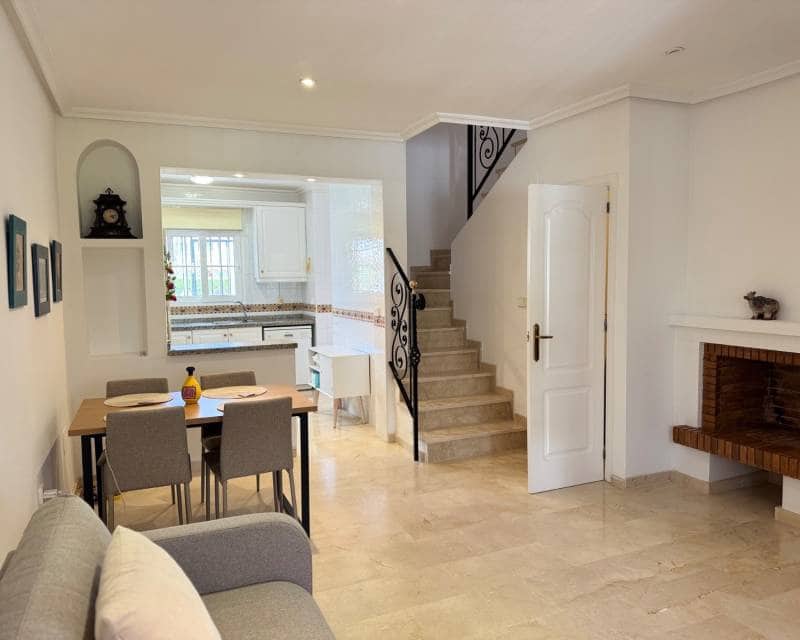 Villa/Maison de 3 chambres à louer à Los Dolses avec piscine garage - 1 500 € (Ref: 10145099)
