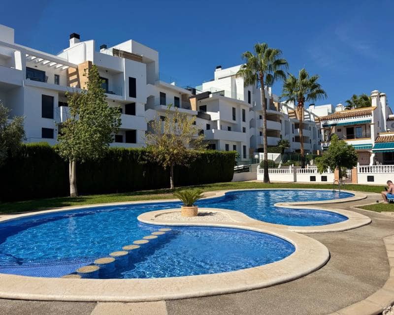 Villa/Maison de 3 chambres à louer à Los Dolses avec piscine garage - 1 500 € (Ref: 10145099)