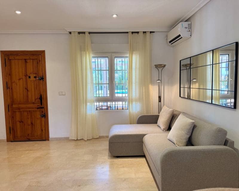 Villa/Maison de 3 chambres à louer à Los Dolses avec piscine garage - 1 500 € (Ref: 10145099)