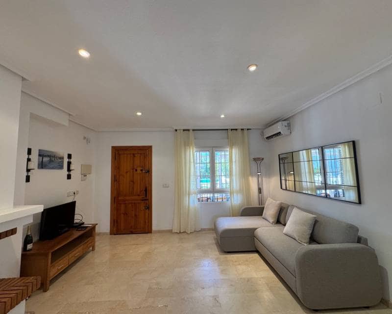 Villa/Maison de 3 chambres à louer à Los Dolses avec piscine garage - 1 500 € (Ref: 10145099)