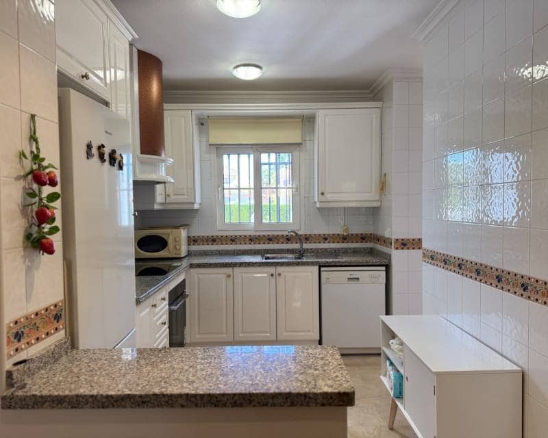 Villa/Maison de 3 chambres à louer à Los Dolses avec piscine garage - 1 500 € (Ref: 10145099)